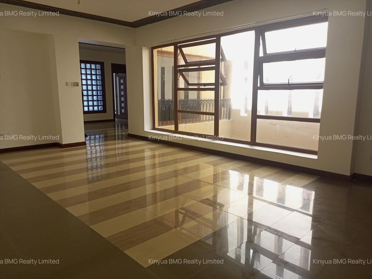 Serviced 3 Bed Apartment with En Suite in Nyali Area - 5