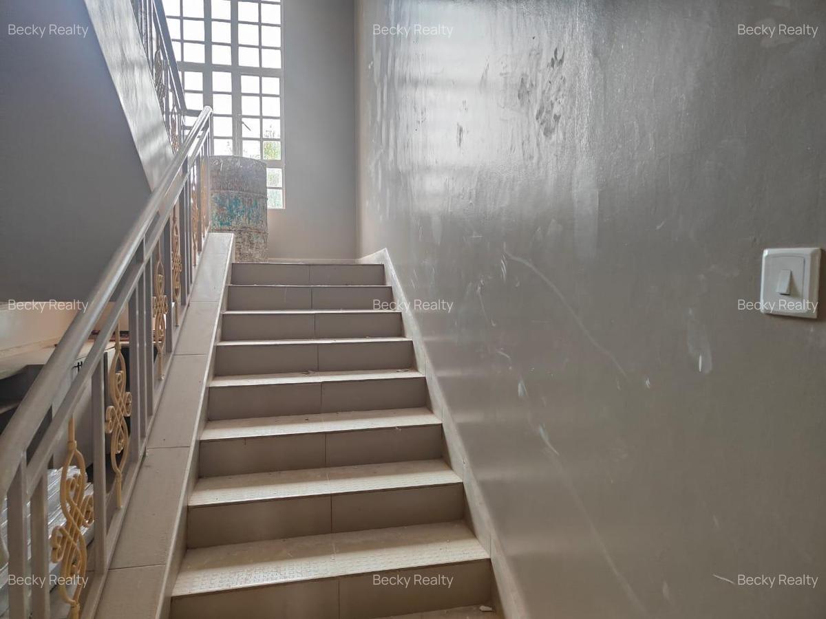 6 Bed House with En Suite at Thika Green Golf Resort - 6