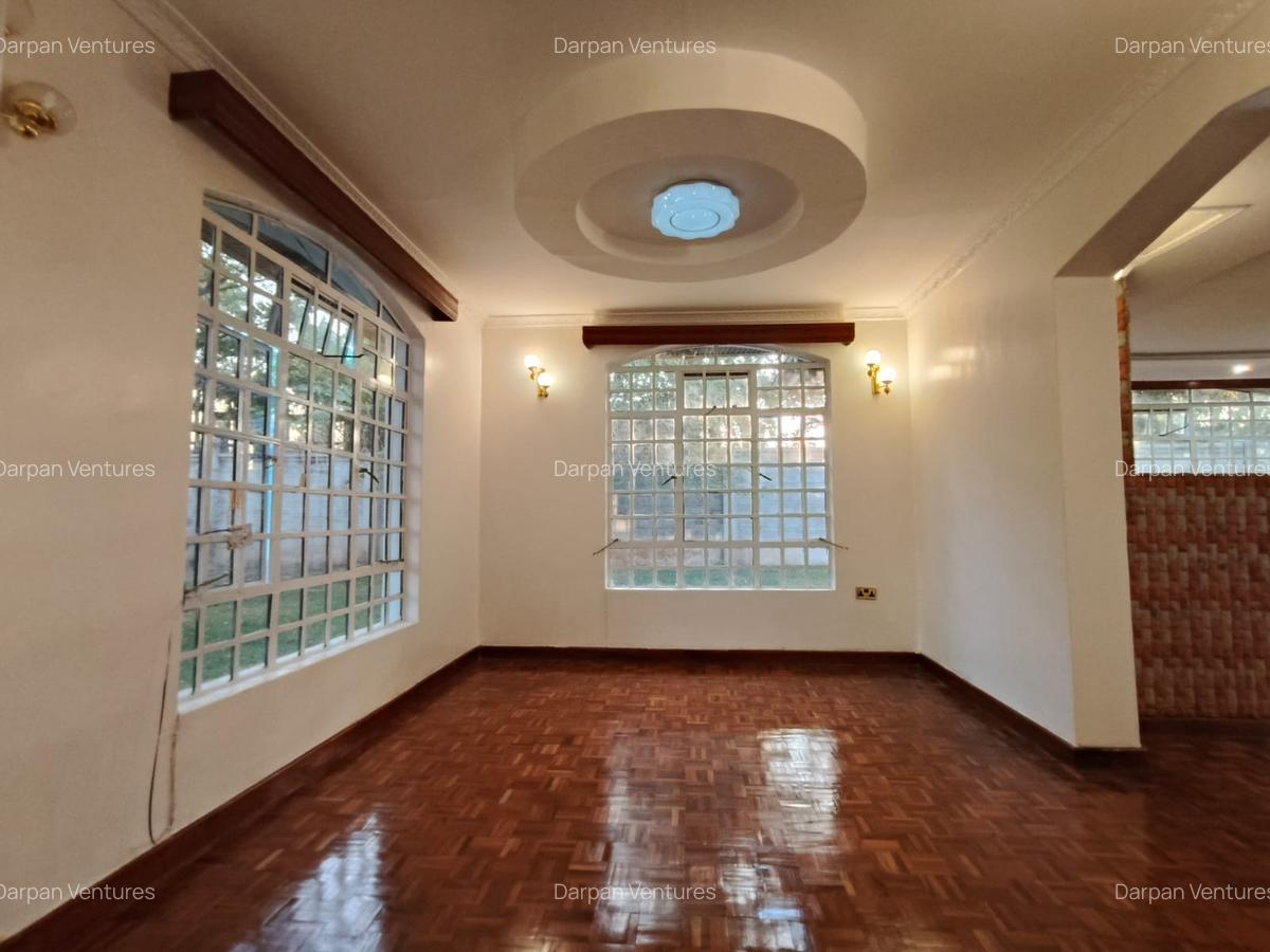 5 Bed House with En Suite in Runda - 6