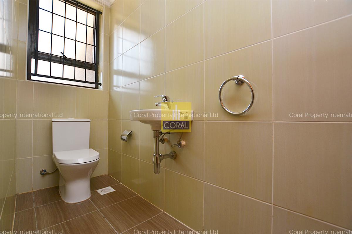 4 Bed House with Swimming Pool in Runda - 2