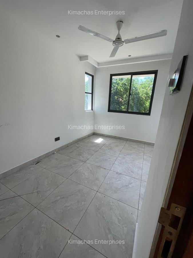 2 Bed Apartment with En Suite at 4Th Avenue Nyali - 5