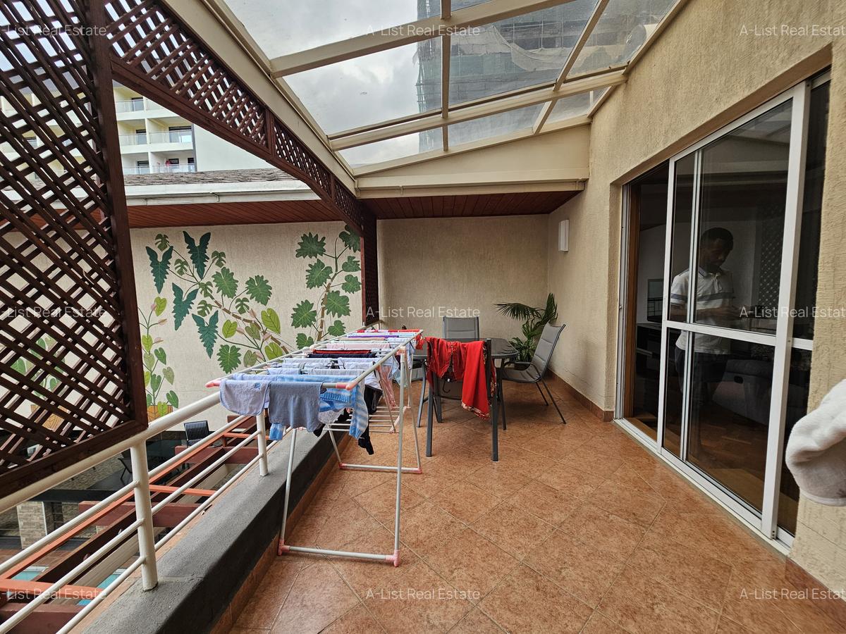 5 Bed Apartment with En Suite at Parklands - 9