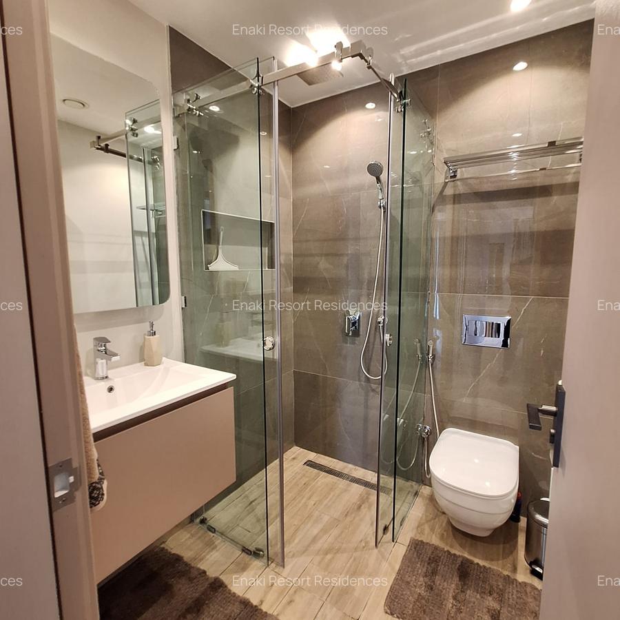 Furnished 3 Bed Apartment with En Suite at Red Hill Road - 10