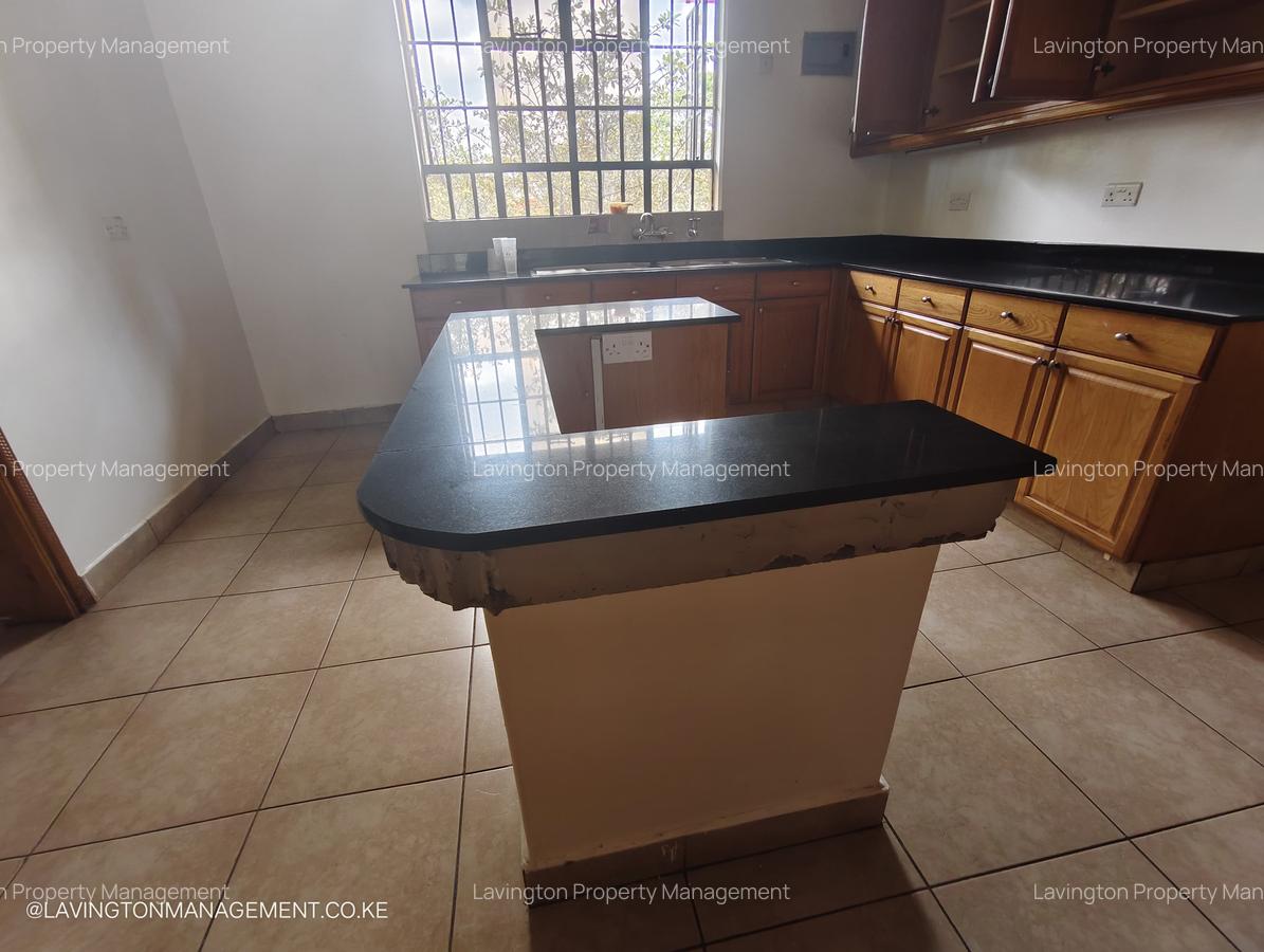 4 Bed Apartment with En Suite at Lavington Green - 10