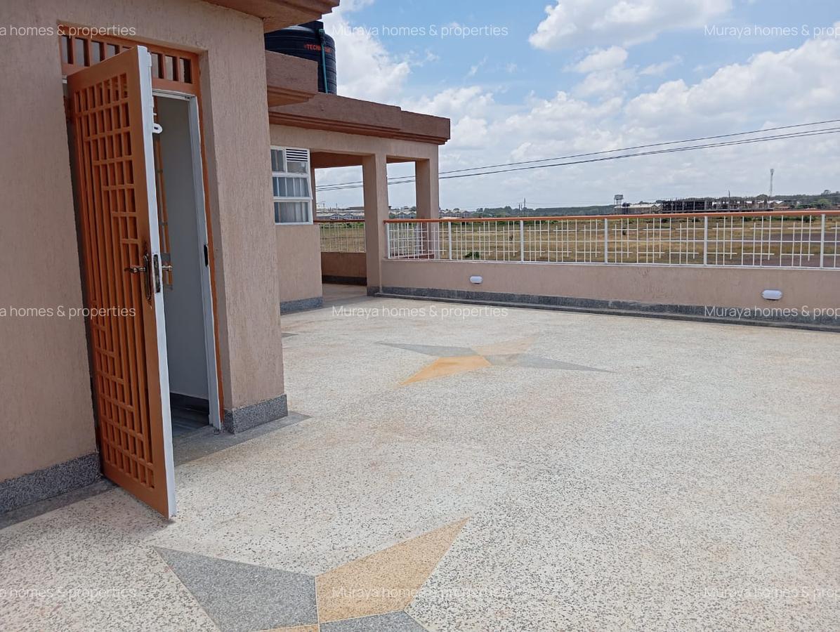 6 Bed House with En Suite at Membley - 12