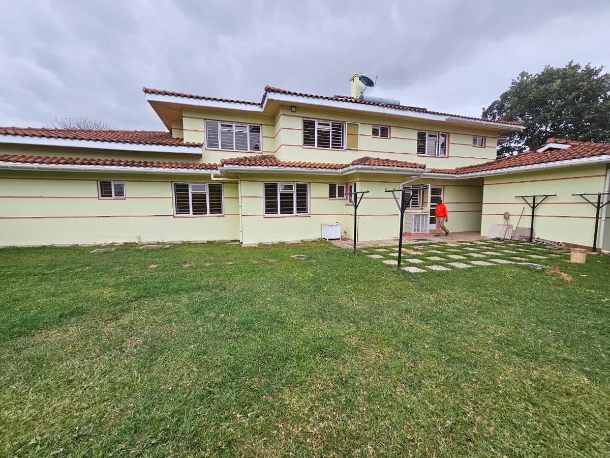4 Bed House with En Suite in Runda - 1
