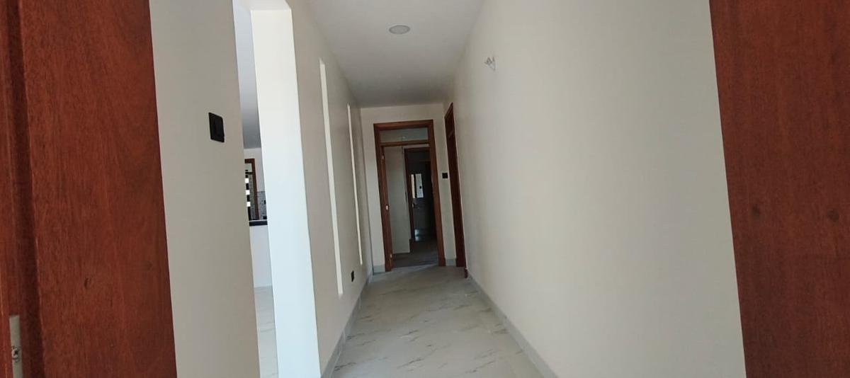 4 Bed Apartment with En Suite at Parklands - 2