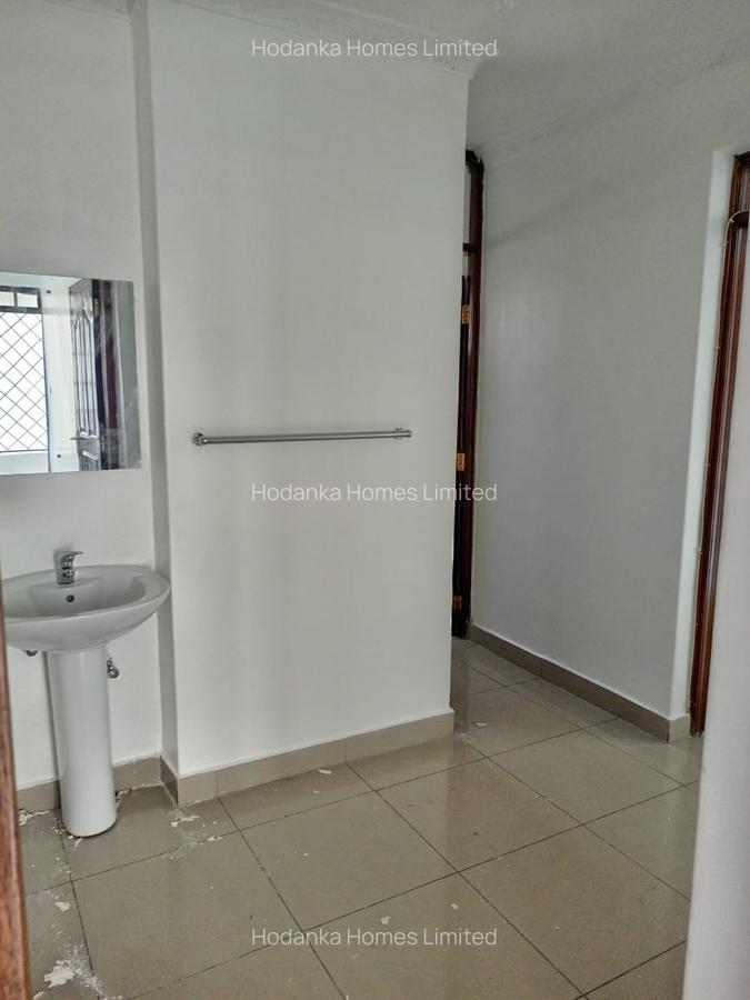 Serviced 3 Bed Apartment with En Suite in Kileleshwa - 14