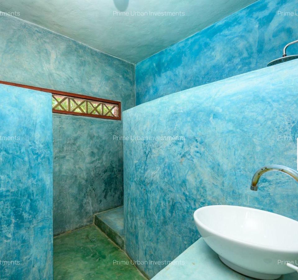 5 Bed House with En Suite at Watamu - Temple Point - 14