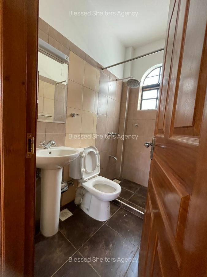 4 Bed Villa with En Suite in Kiambu Road - 6