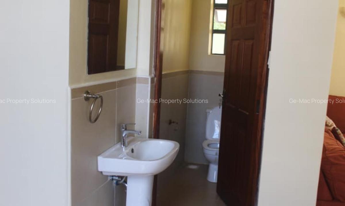 4 Bed Townhouse with En Suite in Kiambu Road - 11