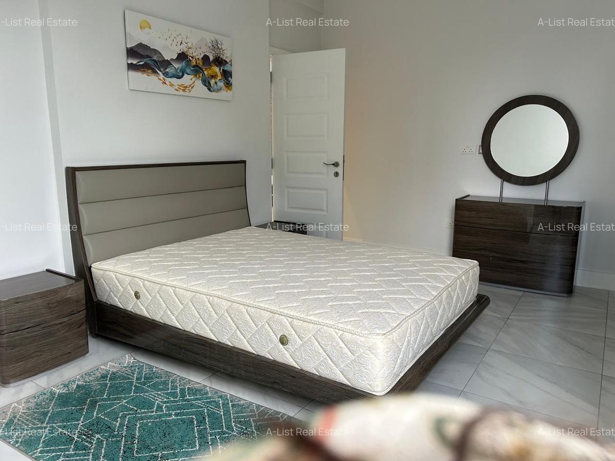 2 Bed Apartment with En Suite at Terrace Close - 6