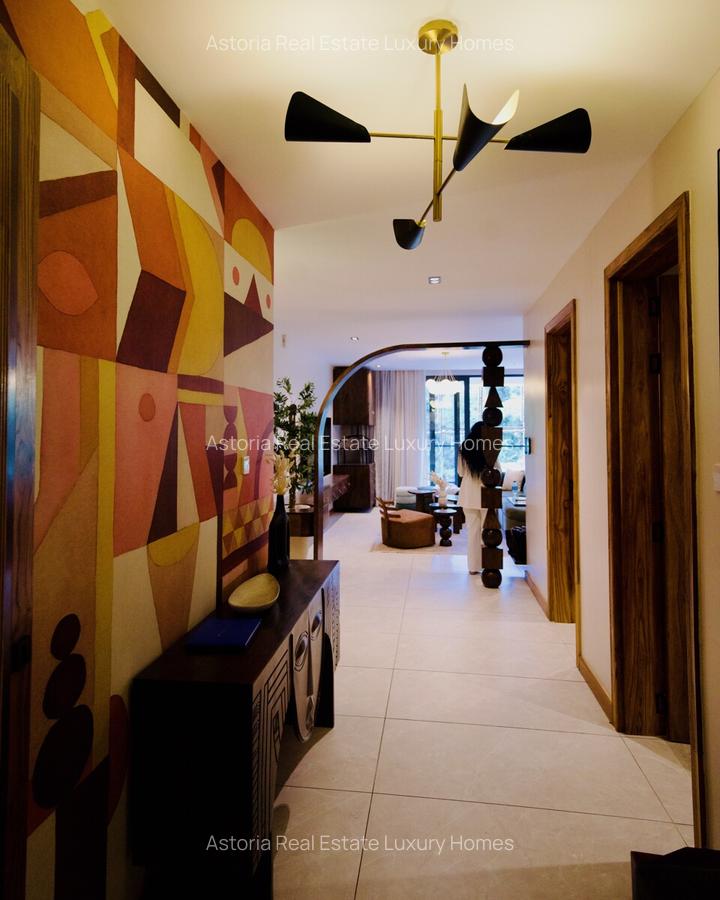 3 Bed Apartment with En Suite at 2026-301 - 6