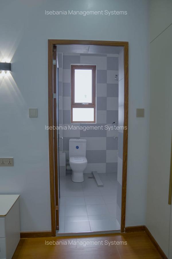 4 Bed Villa with En Suite at Panafric Avenue - 10