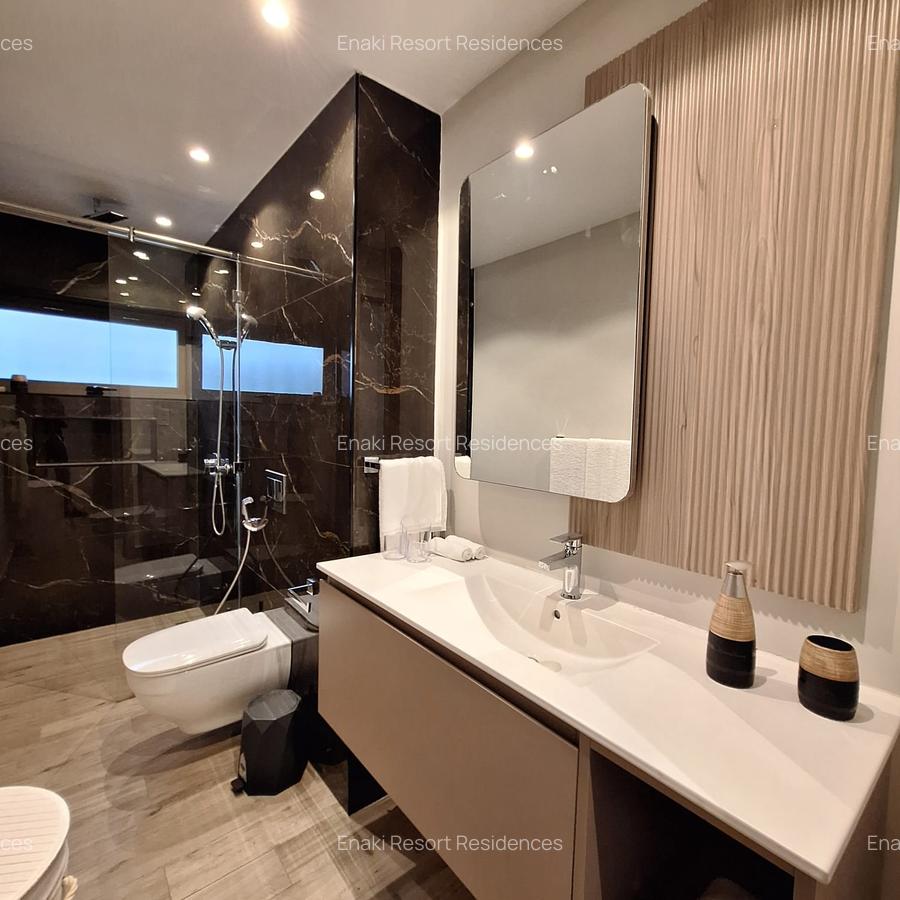 Furnished 2 Bed Apartment with En Suite at Red Hill Road - 9