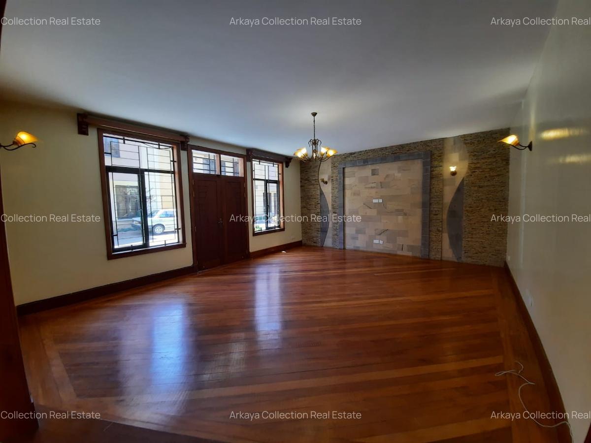 5 Bed Townhouse in Lavington - 6