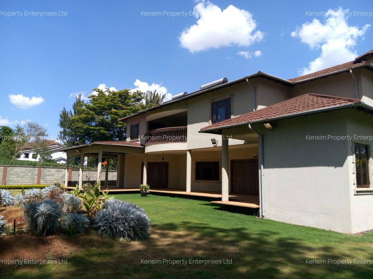 5 Bed House with En Suite in Runda - 11