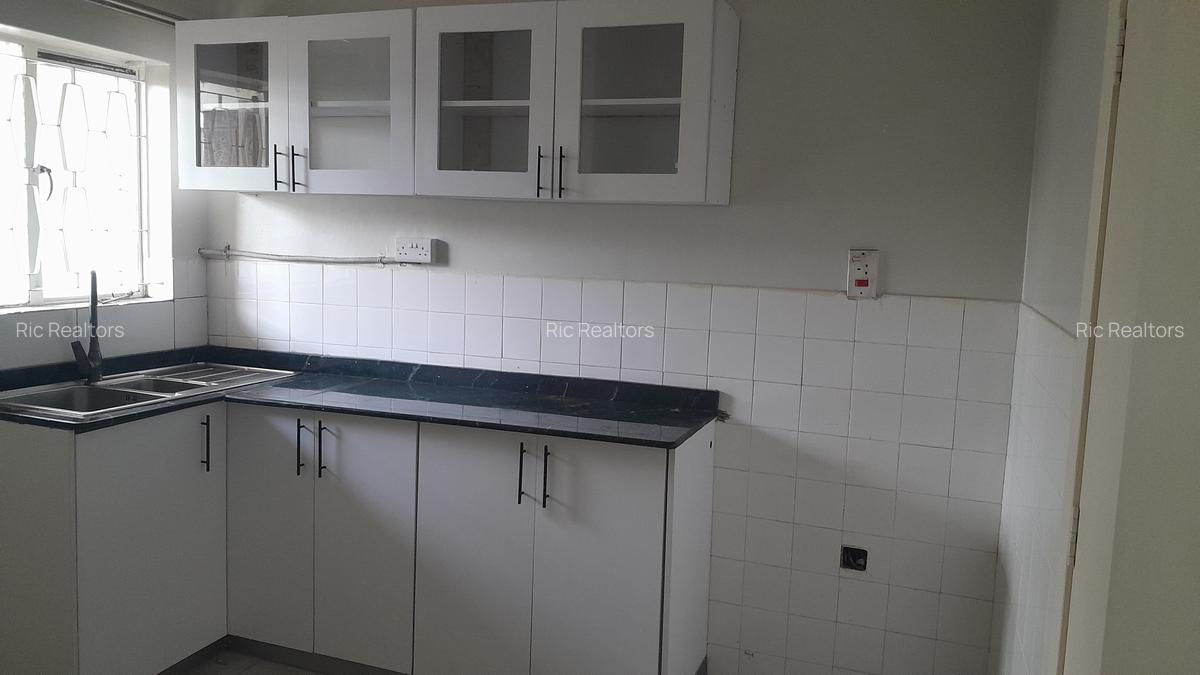 4 Bed Townhouse with En Suite at Rapta Road - 9