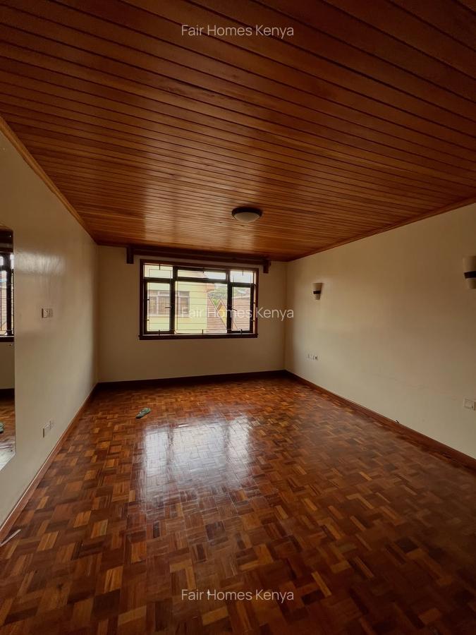 5 Bed Townhouse with En Suite at Gitanga Road - 15