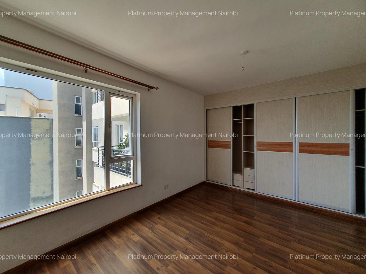 4 Bed Apartment with En Suite at Githuri Rd - 12