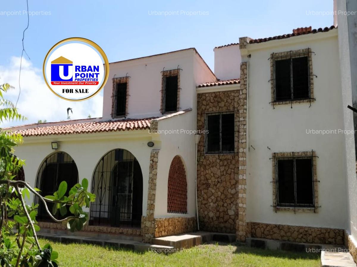 4 Bed House with Staff Quarters in Nyali Area - 2