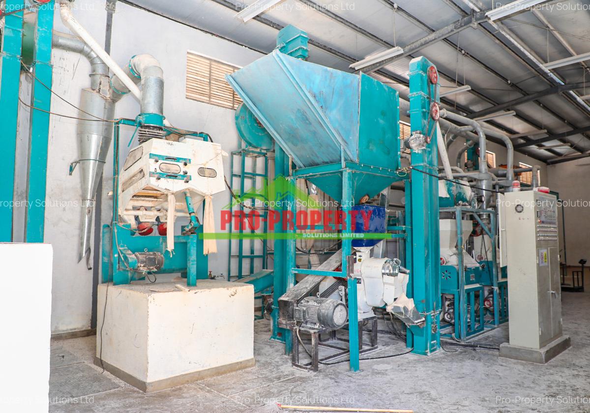 0.2 ha Commercial Property with Parking at Lusigetti - 8