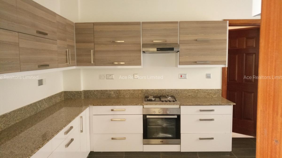 2 Bed Apartment with En Suite at Westlands - 4