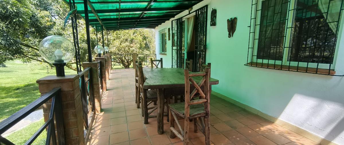 2 Bed House with Garden in Runda - 12