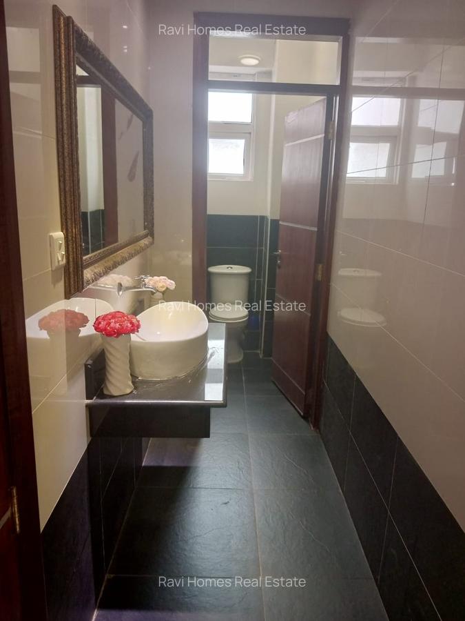 3 Bed Apartment with En Suite in Lavington - 3