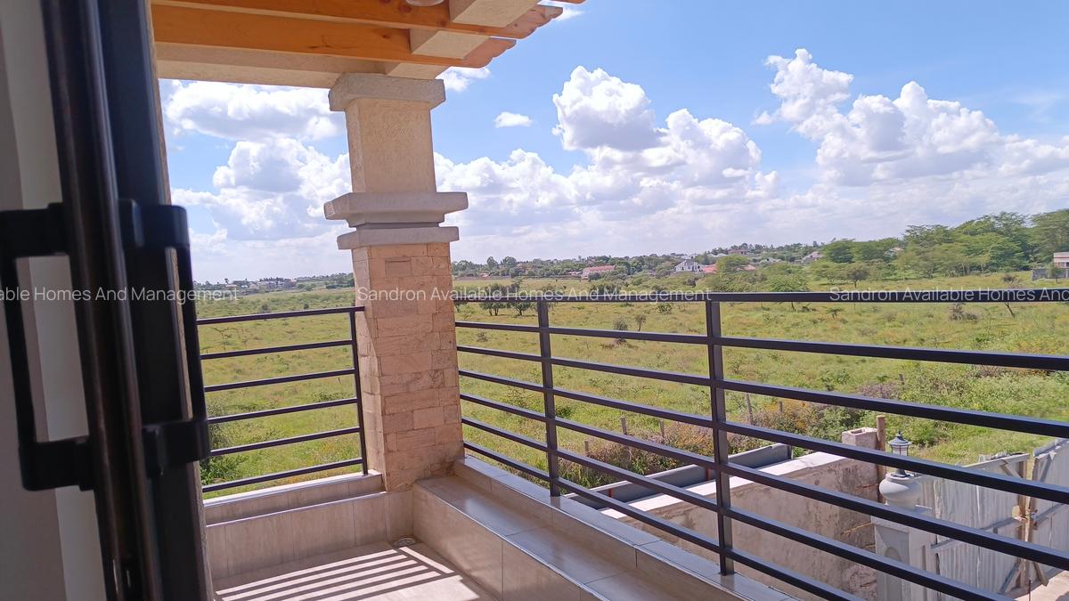 4 Bed Townhouse with En Suite in Kitengela - 12