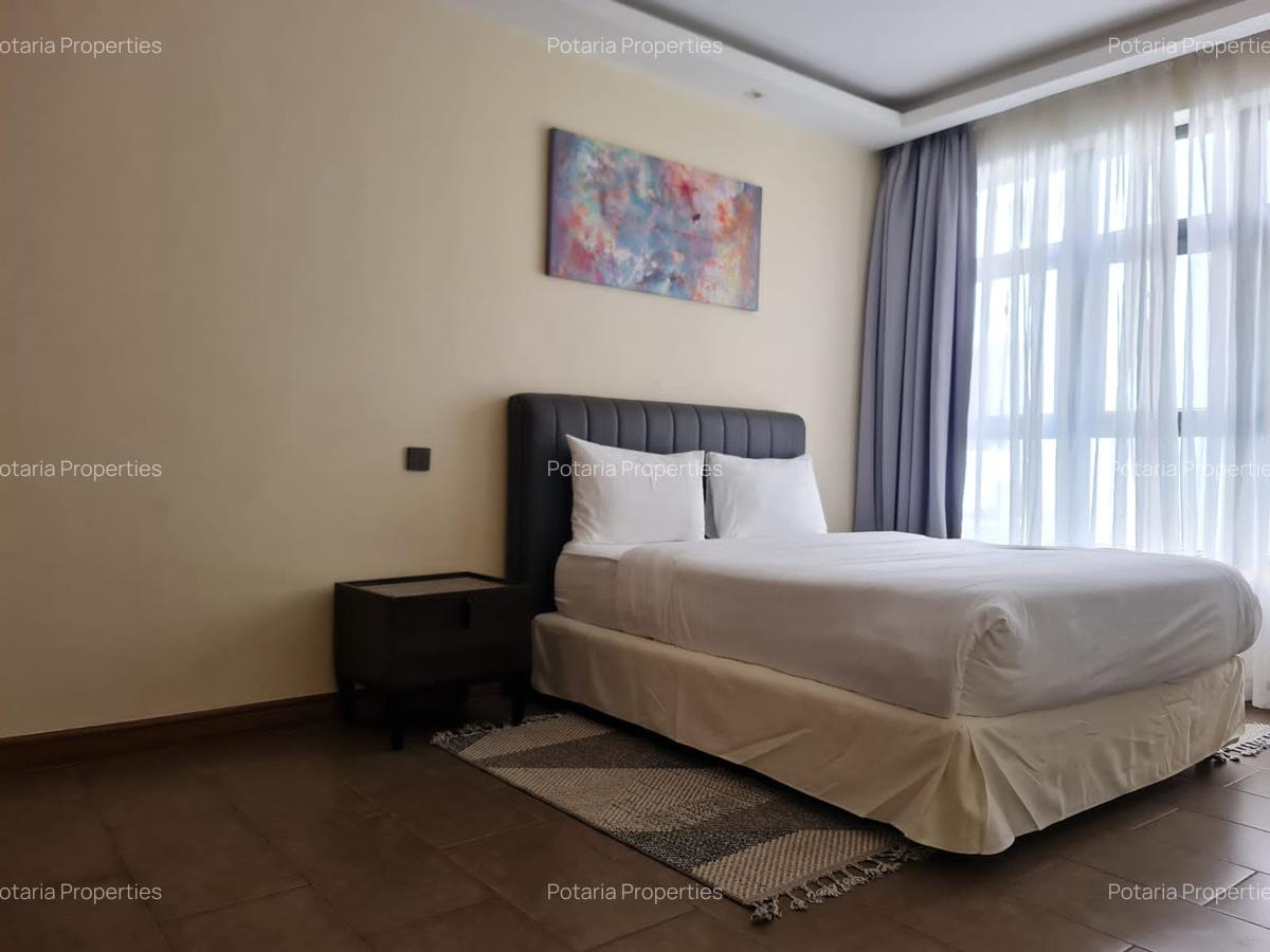 Serviced 2 Bed Apartment with En Suite in Spring Valley - 10