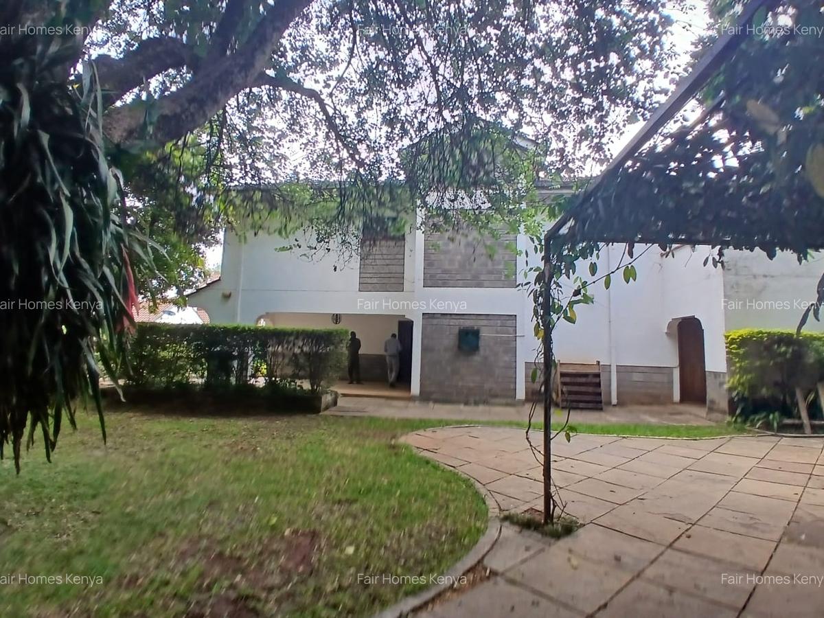4 Bed Townhouse with En Suite at Lavington Green - 1