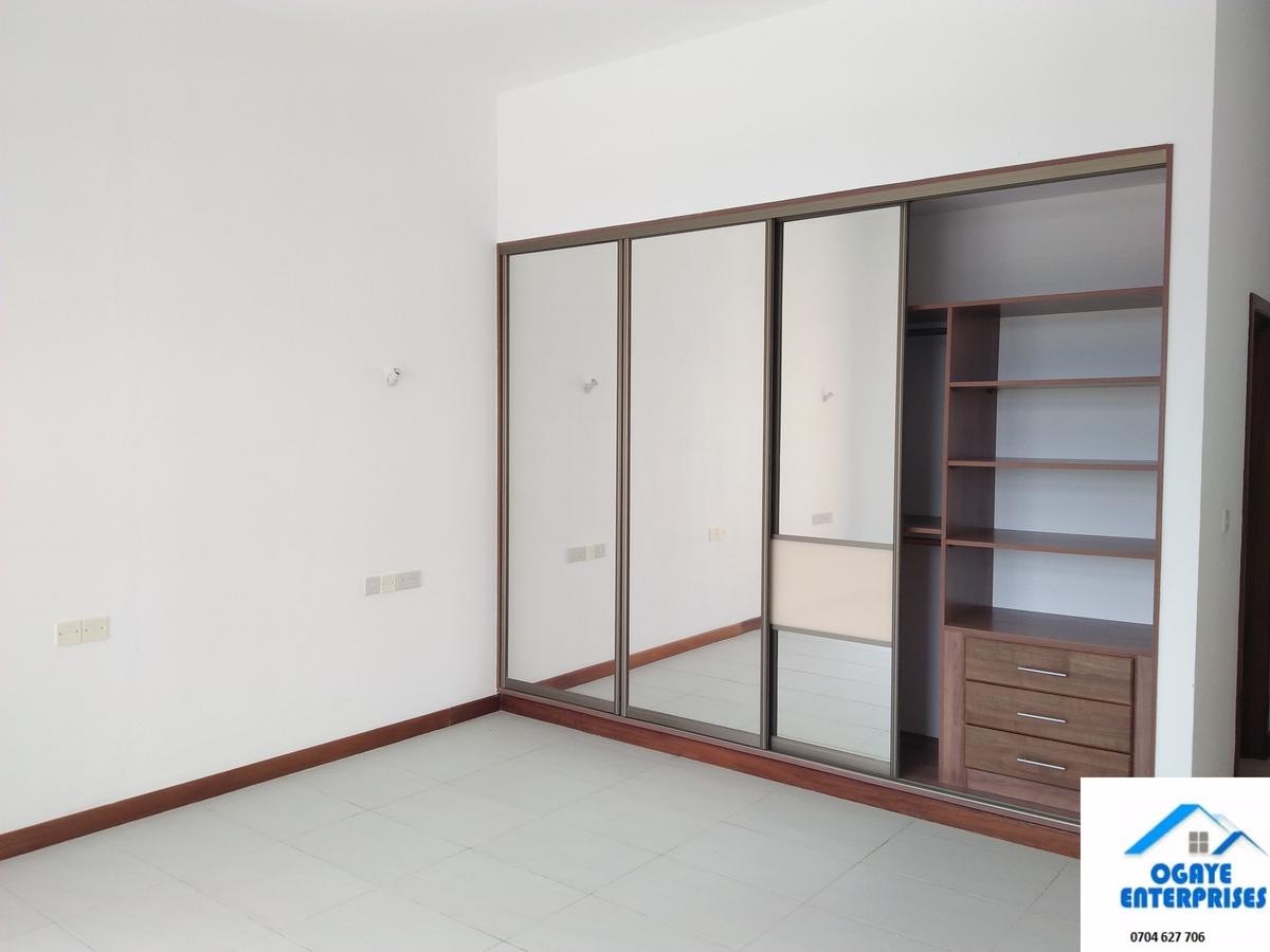 3 Bed Apartment with En Suite at Mwamba Drive - 11