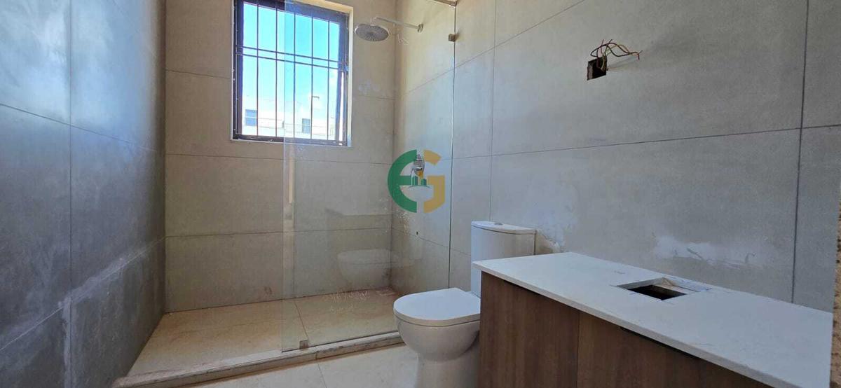 6 Bed House with En Suite in Loresho - 18