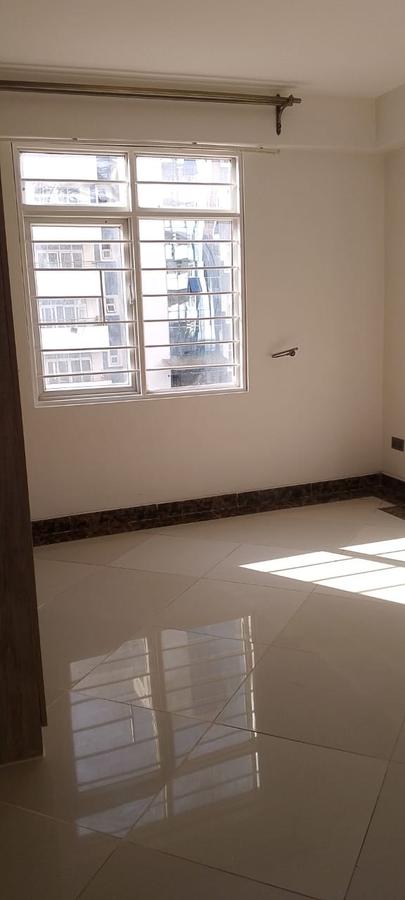 3 Bed Apartment with En Suite in Lavington - 18