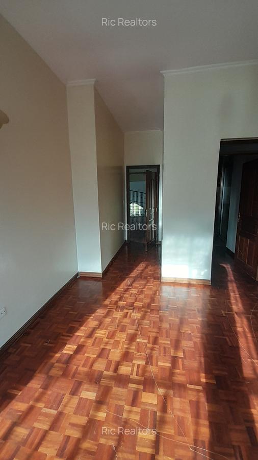 4 Bed Townhouse with En Suite at Karen - 18