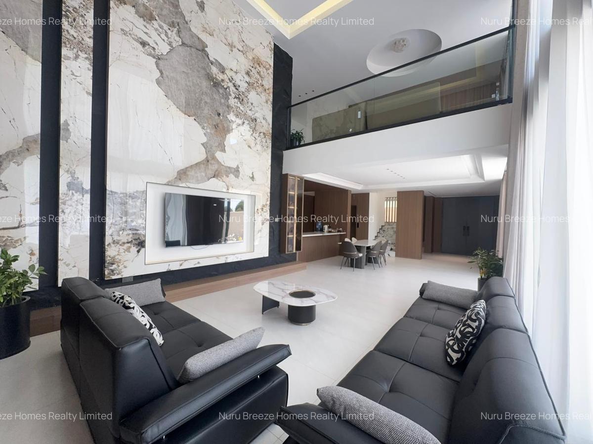 5 Bed Townhouse with En Suite in Lavington - 2