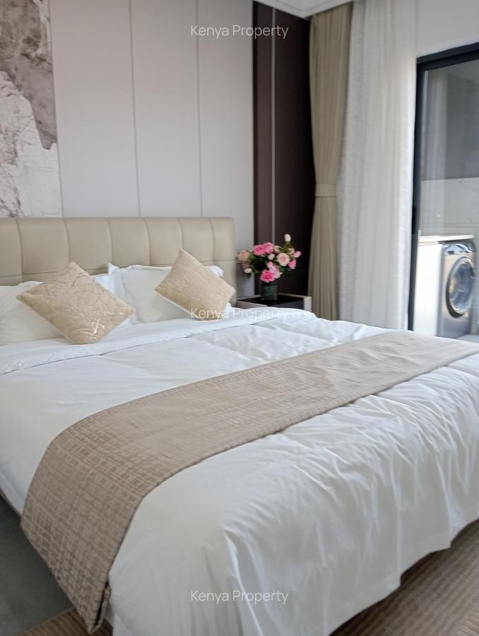 1 Bed Apartment with Swimming Pool at Wood Avenue - 3