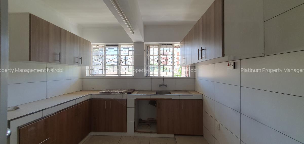 3 Bed Apartment with En Suite at Forest Lane - 5