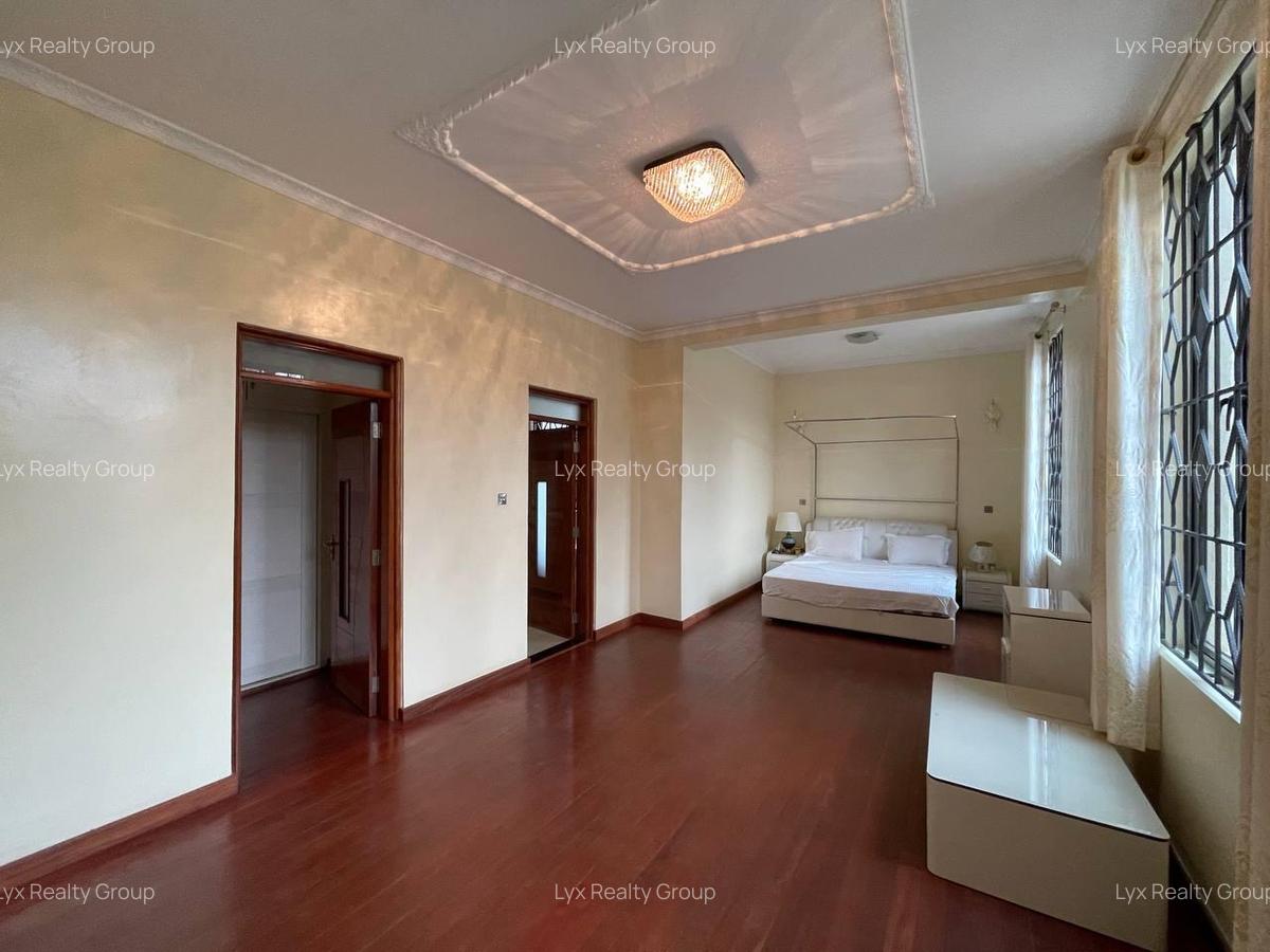 5 Bed Villa with En Suite in Runda - 15