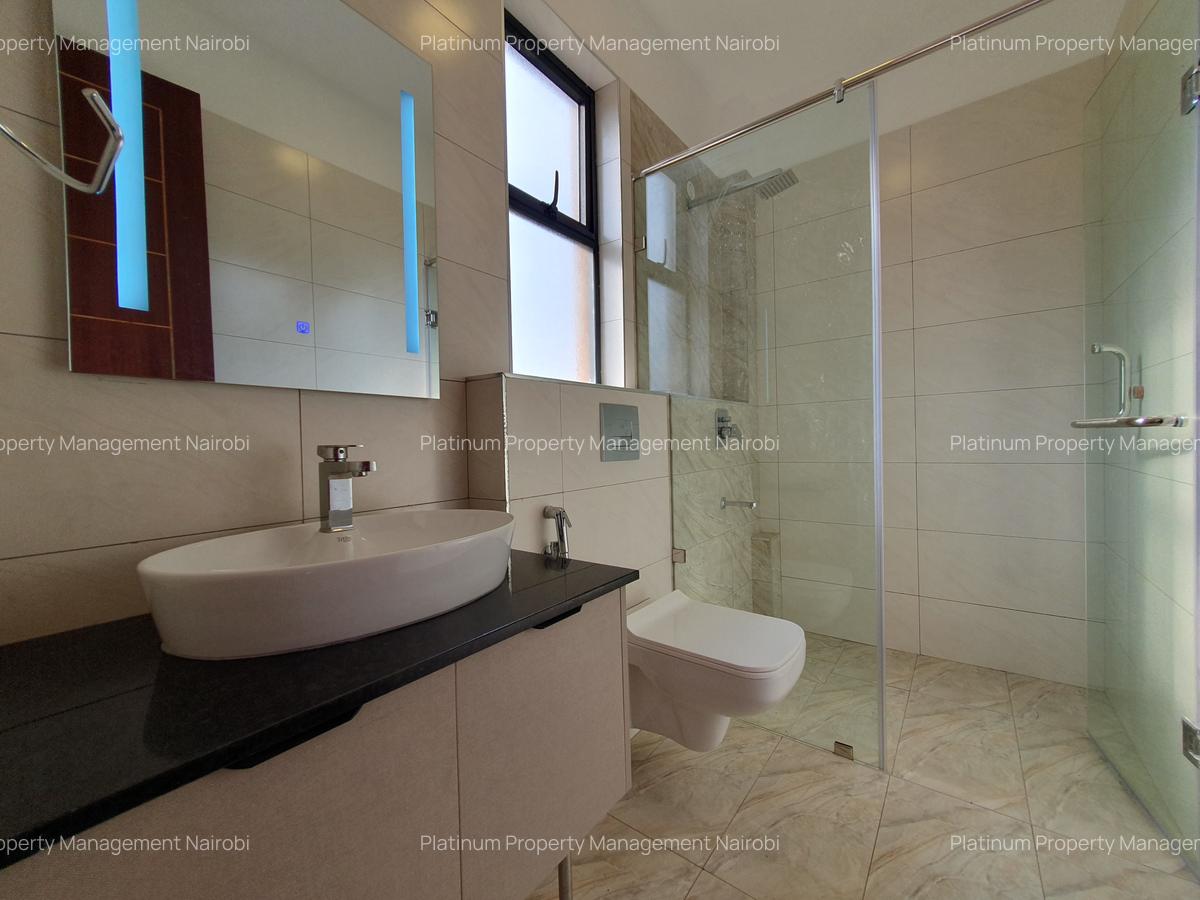 3 Bed Apartment with En Suite in Westlands Area - 9