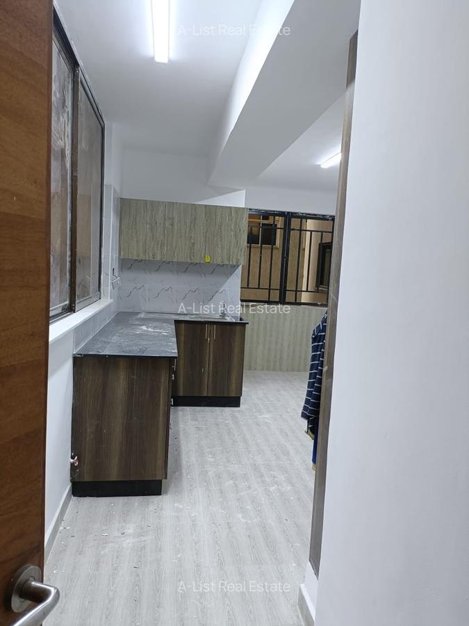 4 Bed Apartment with En Suite at 1St Parklands - 8