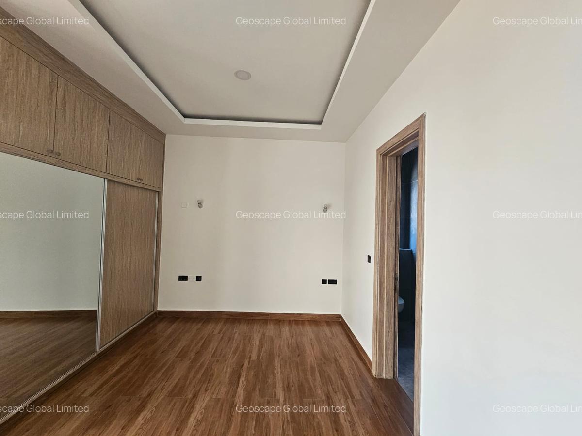4 Bed Apartment with En Suite in Westlands Area - 11