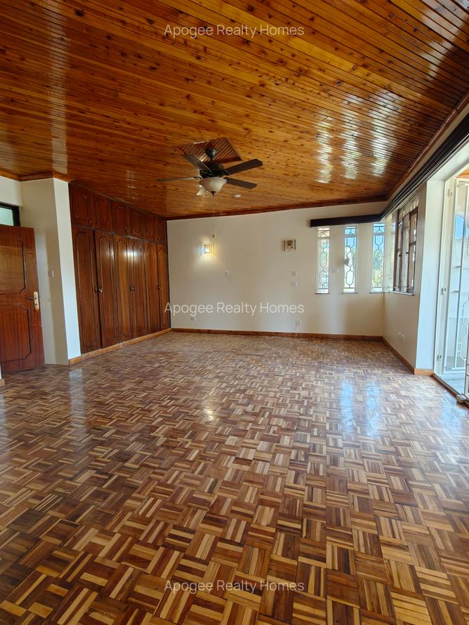 4 Bed House with En Suite at Runda - 19