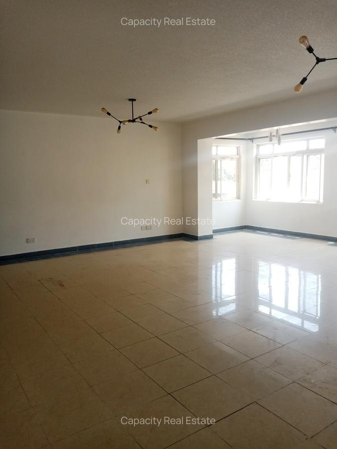 3 Bed Apartment with En Suite in Westlands Area - 14