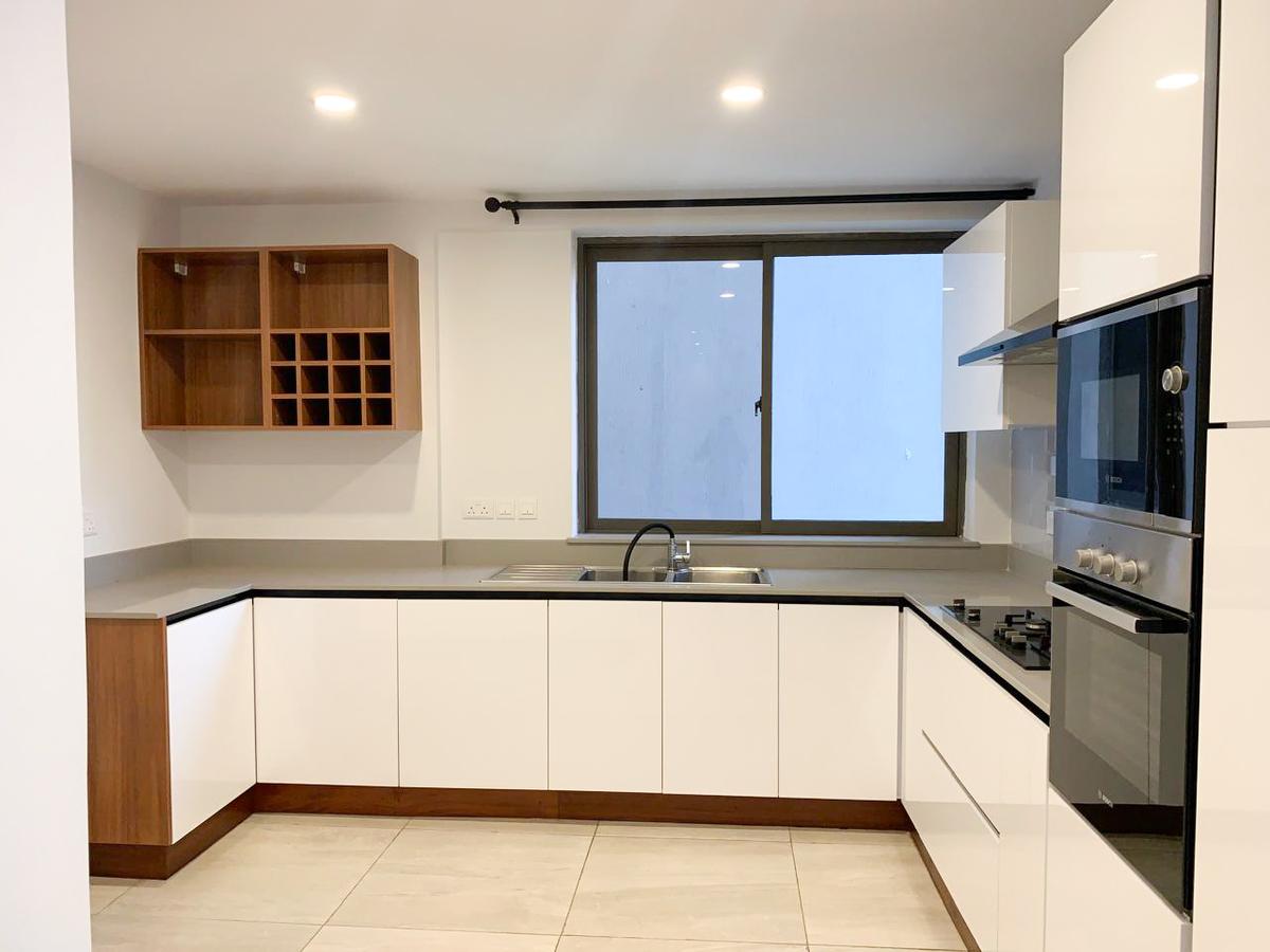 3 Bed Apartment with En Suite in Westlands Area - 3