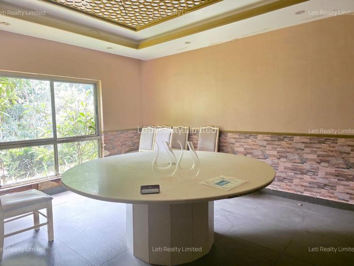 Commercial Property with Fibre Internet in Lavington - 6