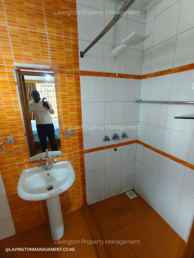 4 Bed Apartment with En Suite at Lavington Green - 12