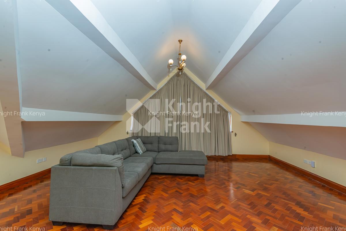 4 Bed House with En Suite at Pepo Lane - 7