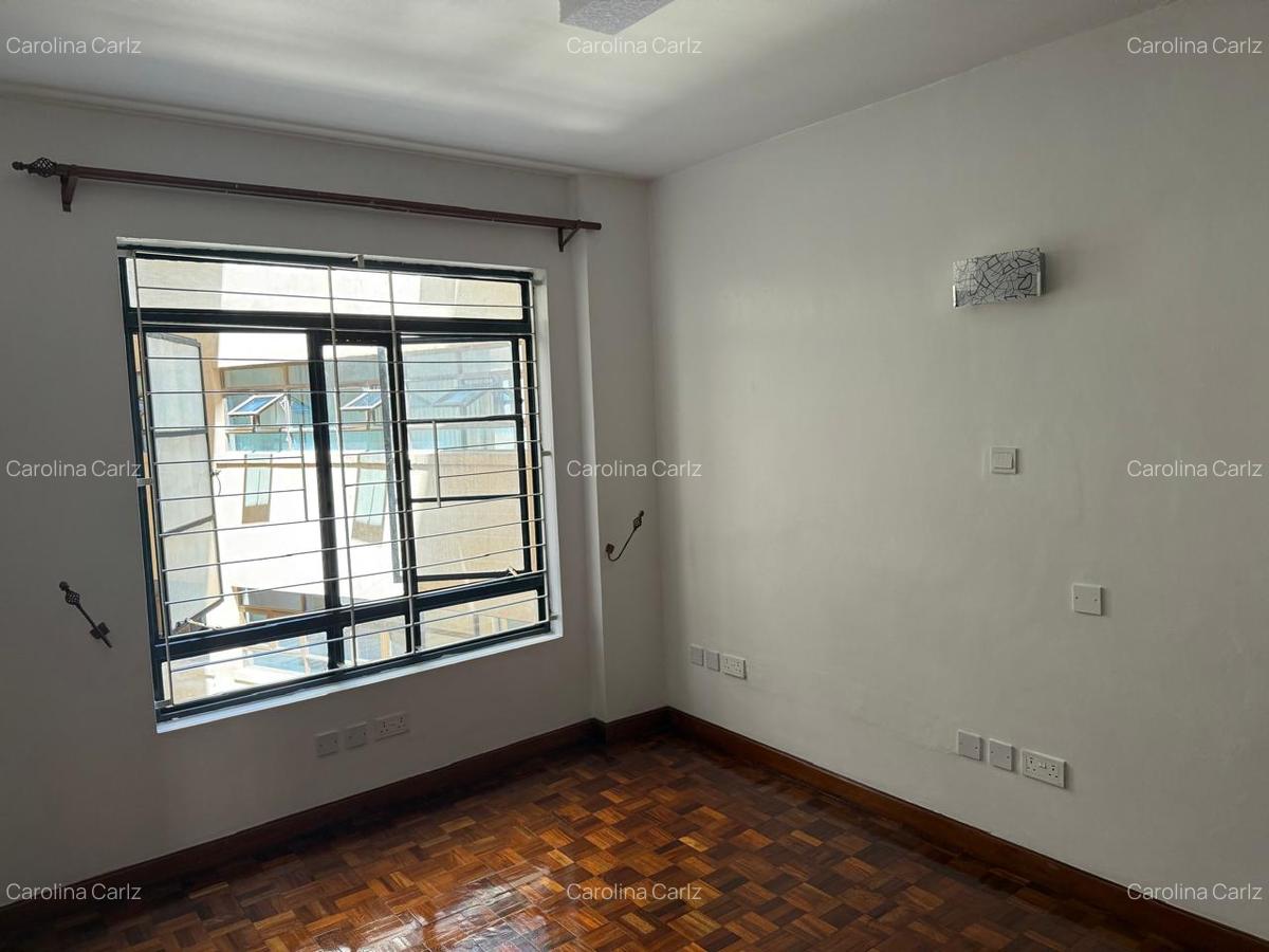 2 Bed Apartment with En Suite in Kilimani - 9